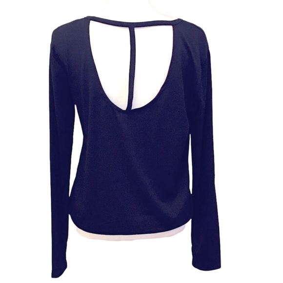 ❤️Black XL Top w/ Open Back - Picture 2 of 2